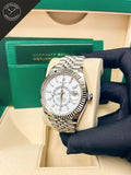 Sky dweller quandrante Bianco e cinturino Jubilee 42 mm