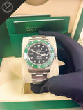 Submariner ghiera ceramica verde e quadrante nero 41mm