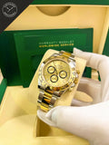 Daytona in Acciaio e oro giallo con Quadrante in Oro 40mm