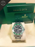 Submariner ghiera ceramica verde e quadrante nero 41mm