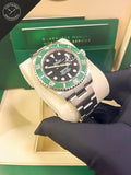 Submariner ghiera ceramica verde e quadrante nero 41mm